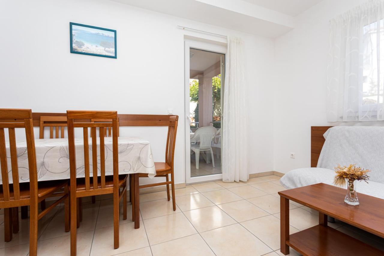 Apartments Crnekovic V Baška Eksteriør bilde