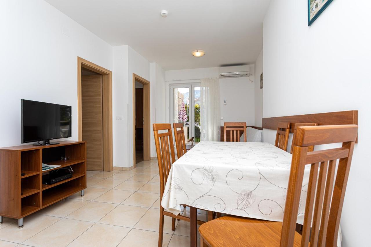 Apartments Crnekovic V Baška Eksteriør bilde