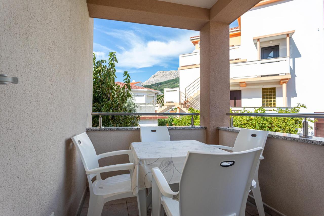Apartments Crnekovic V Baška Eksteriør bilde