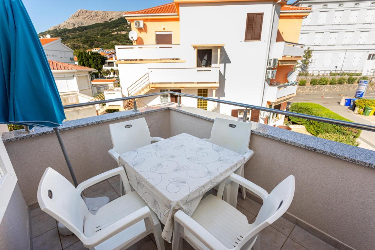 Apartments Crnekovic V Baška Eksteriør bilde