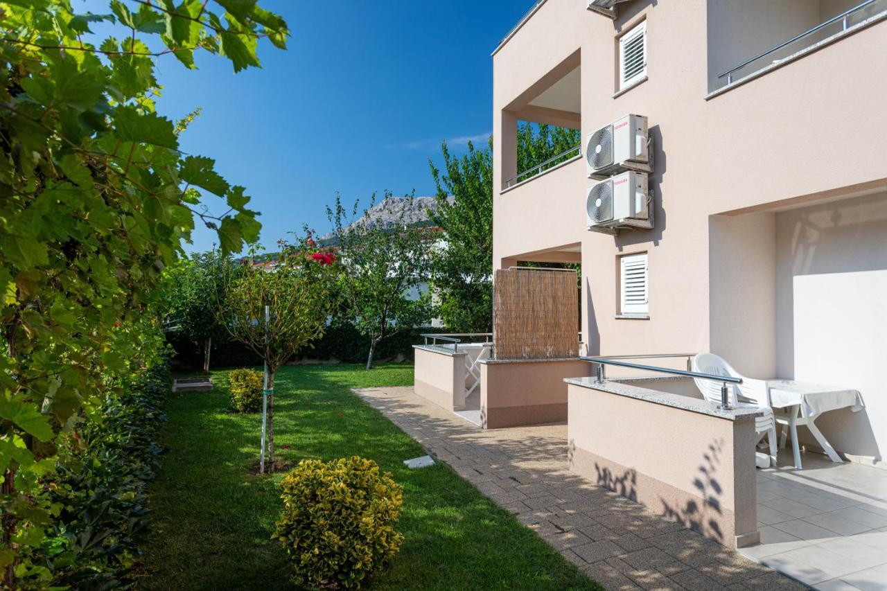 Apartments Crnekovic V Baška Eksteriør bilde